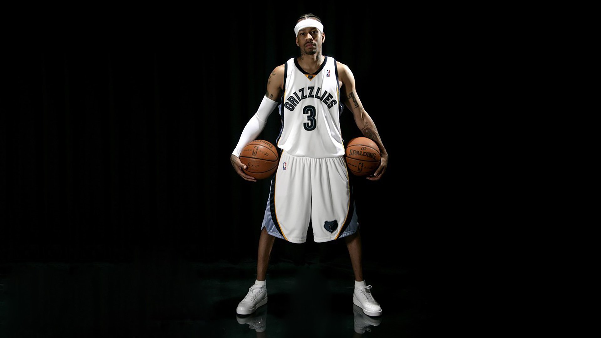 库里透露赛前例行仪式有助放松,库里赛场表现